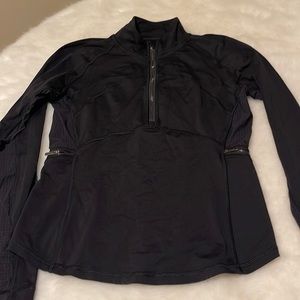 Lululemon top